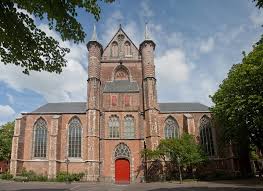 Before the Mayflower: Life in Leiden